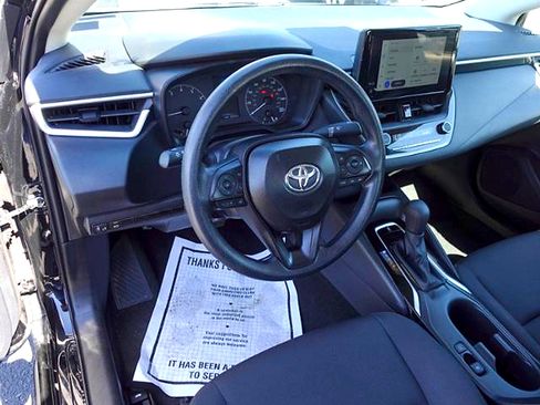 Certified 2025 Toyota Corolla LE FWD image 10