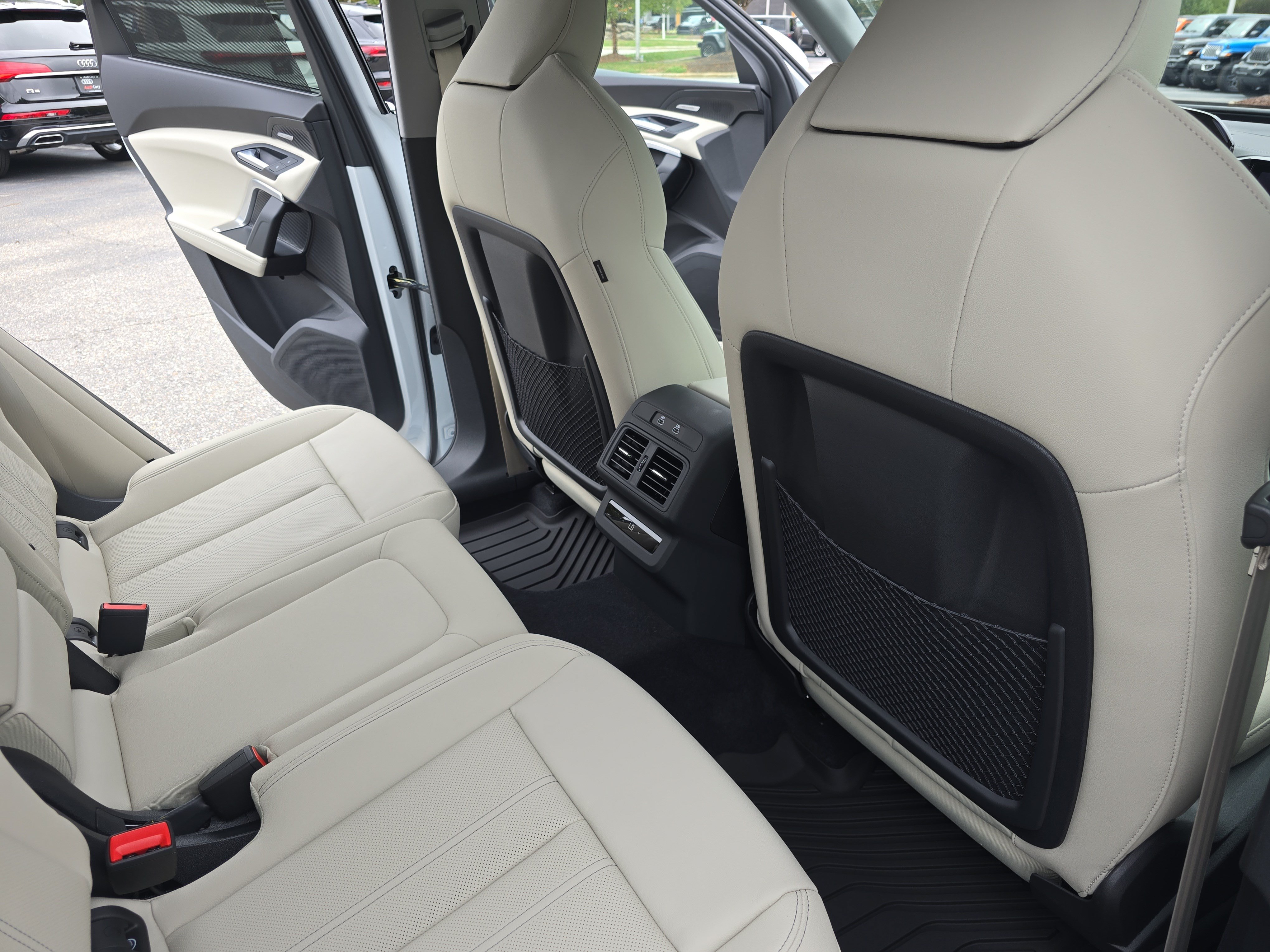 New 2026 Audi Q5 Premium Plus AWD/4WD image 11