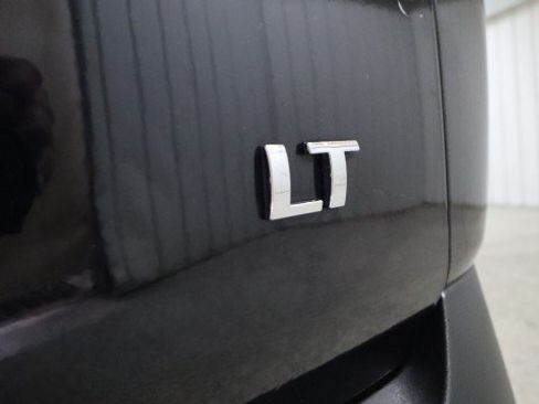 Used 2020 Chevrolet Traverse LT w/ LPO, Floor Liner Package FWD image 25
