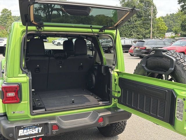 Used 2025 Jeep Wrangler Unlimited Rubicon AWD/4WD image 26