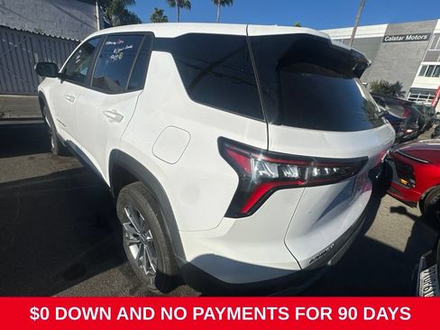 Used 2025 Chevrolet Equinox LT FWD image 8