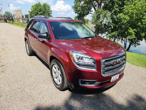 Used 2016 GMC Acadia SLE image 7