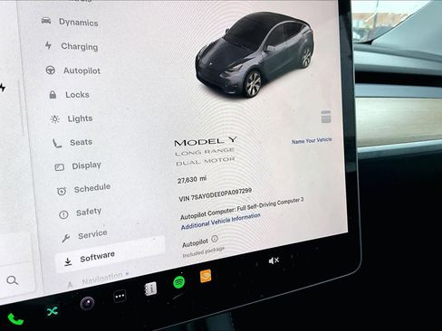 Used 2023 Tesla Model Y image 23