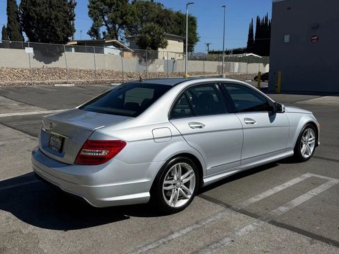 Used 2013 Mercedes-Benz C 250 Sedan image 7
