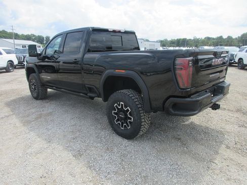 New 2026 GMC Sierra 2500 AT4X AWD/4WD image 7