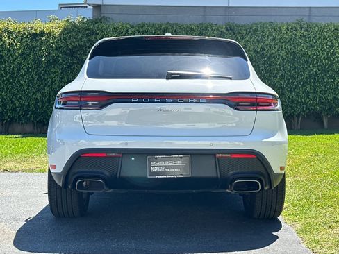 Certified 2025 Porsche Macan AWD/4WD image 7