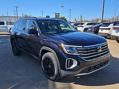 New 2026 Volkswagen Atlas SE AWD/4WD image 3