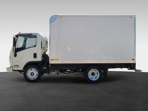 New 2024 Chevrolet Low Cab Forward image 8