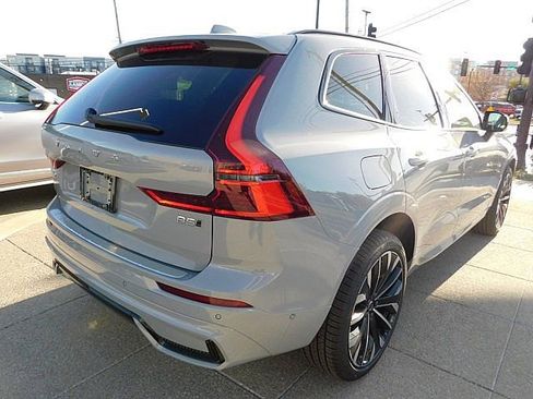 New 2026 Volvo XC60 B5 Ultra w/ Protection Package Premier image 6