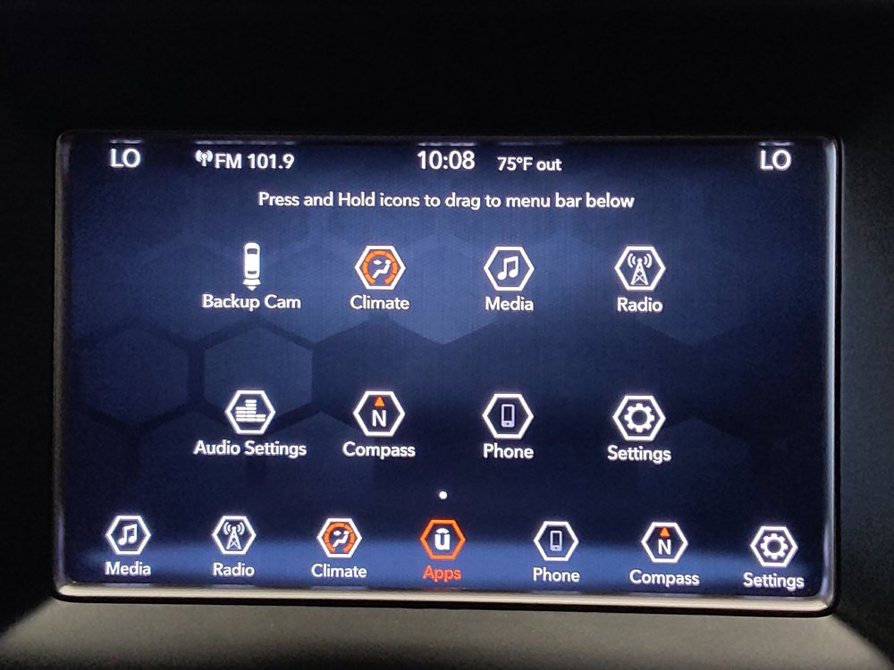 Used 2018 Jeep Grand Cherokee Laredo RWD image 25