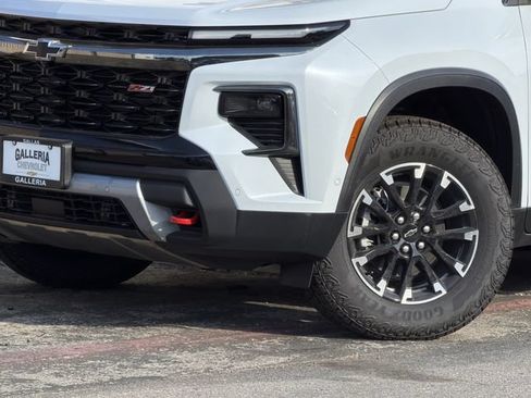 New 2026 Chevrolet Traverse Z71 w/ Enhanced Driving Package AWD/4WD image 7