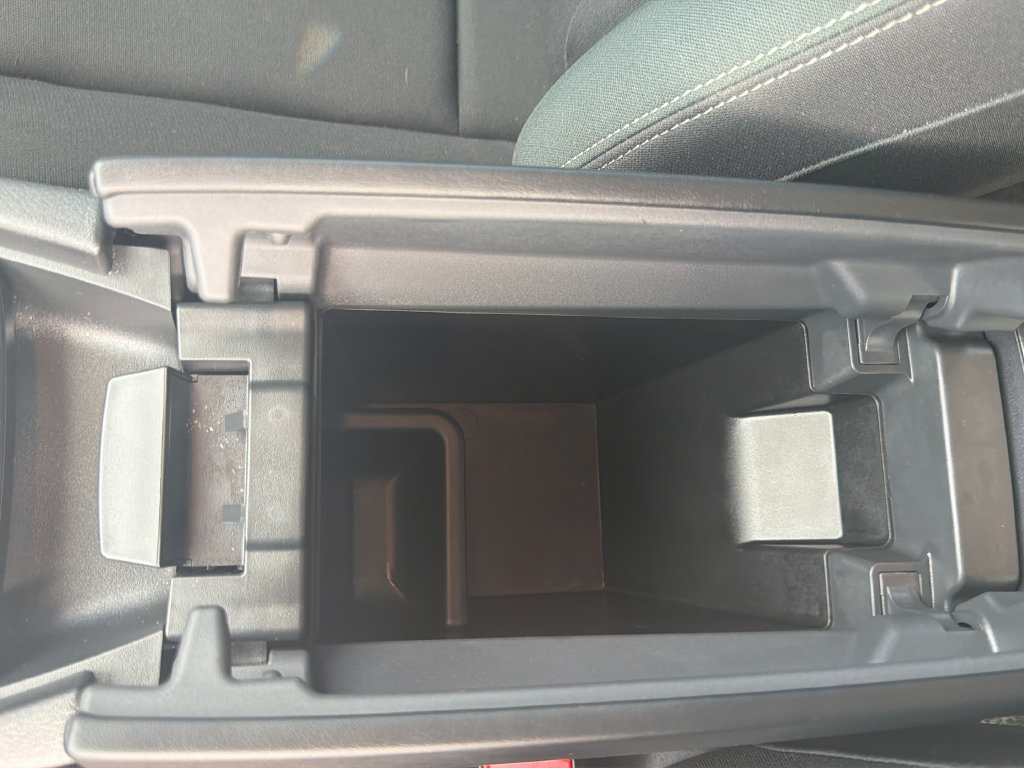 Certified 2025 Nissan Rogue S FWD image 45
