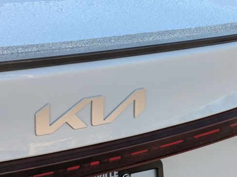 Used 2024 Kia Forte GT-Line image 28