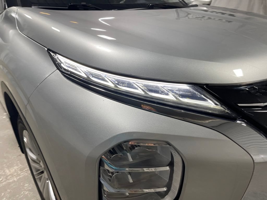 Used 2024 Mitsubishi Outlander ES FWD image 34
