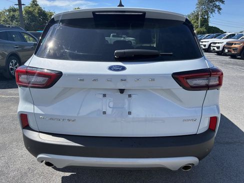 Used 2025 Ford Escape Platinum AWD/4WD image 6
