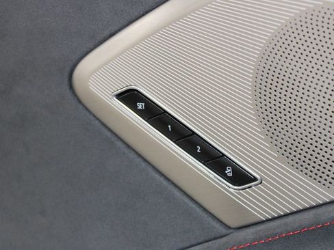 Used 2023 Chevrolet Corvette Stingray Premium Conv image 34