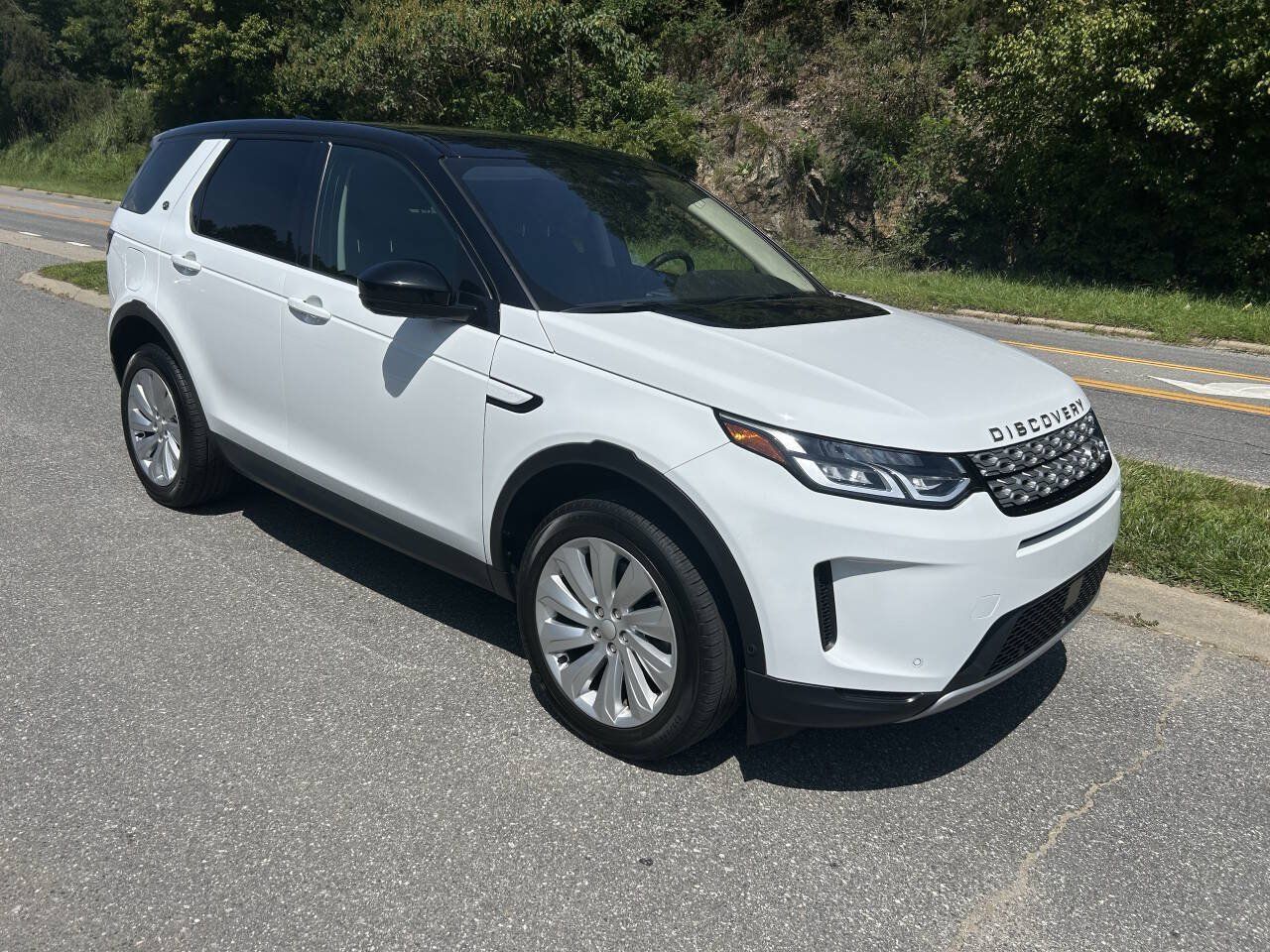 Used 2021 Land Rover Discovery Sport S AWD/4WD image 8