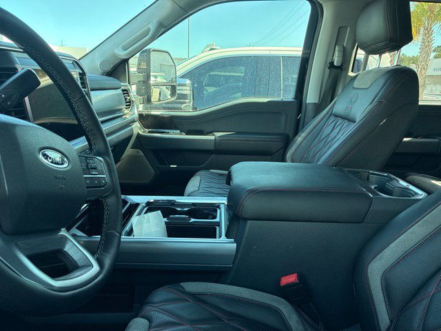 Used 2025 Ford F250 Lariat w/ Lariat Ultimate Package AWD/4WD image 5