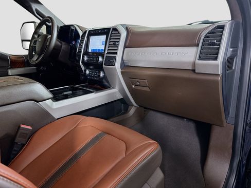 Used 2020 Ford F250 King Ranch w/ King Ranch Ultimate Package AWD/4WD image 30