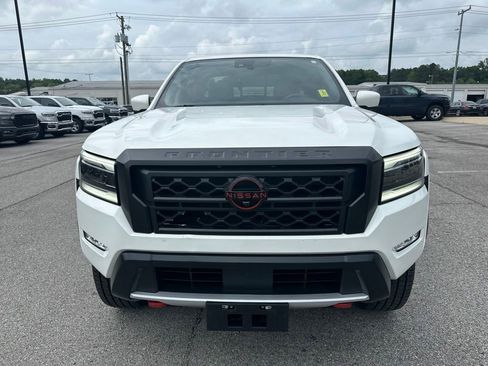 Used 2024 Nissan Frontier PRO-4X w/ Pro Convenience Package AWD/4WD image 2