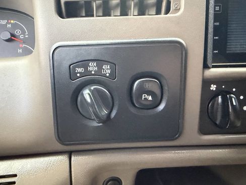 Used 2003 Ford F350 Lariat image 20