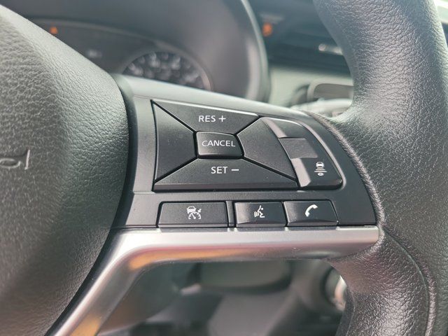 Used 2024 Nissan Kicks SV FWD image 15