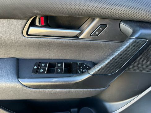 Used 2024 MAZDA CX-50 AWD 2.5 S w/ Premium Package image 13