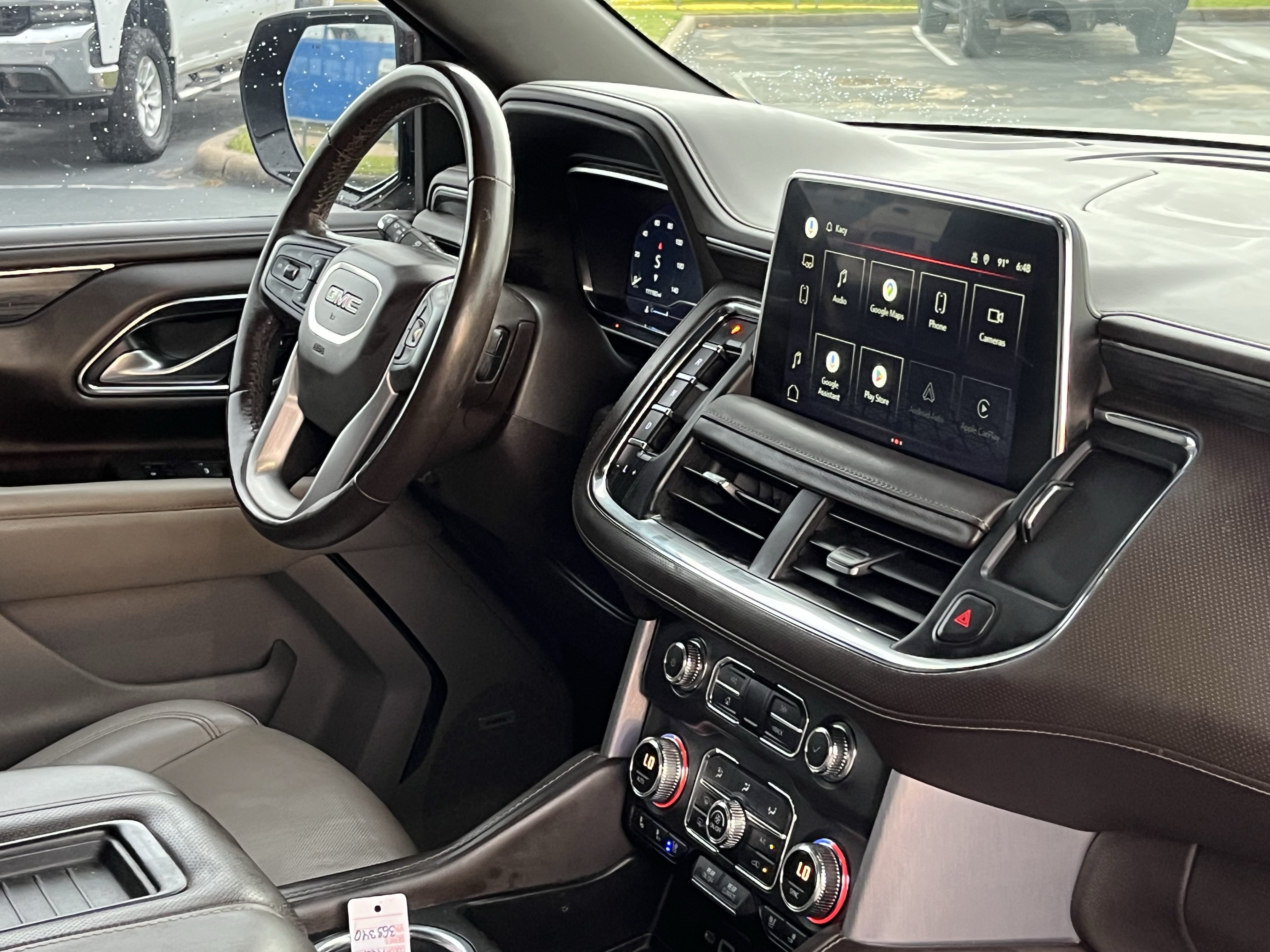Used 2022 GMC Yukon SLT w/ SLT Premium Package RWD image 18