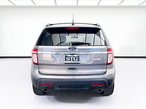 Used 2013 Ford Explorer XLT image 5