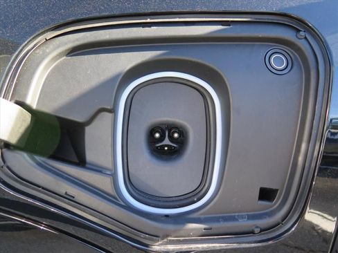 New 2026 Cadillac Optiq Sport 2 image 9