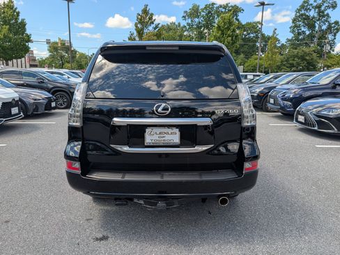 Used 2023 Lexus GX 460 Premium w/ Premium Package AWD/4WD image 4