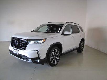 Used 2025 Honda Pilot Touring