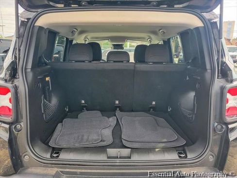 Certified 2020 Jeep Renegade Altitude FWD image 20