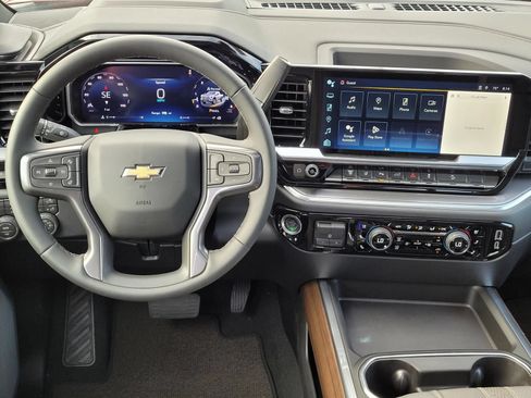 New 2026 Chevrolet Silverado 2500 High Country w/ High Country Premium Package AWD/4WD image 10
