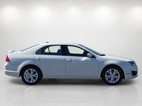 Used 2012 Ford Fusion SE image 5