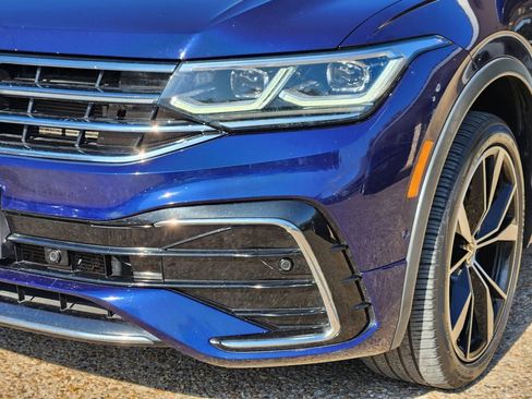 Used 2023 Volkswagen Tiguan SEL R-Line image 8