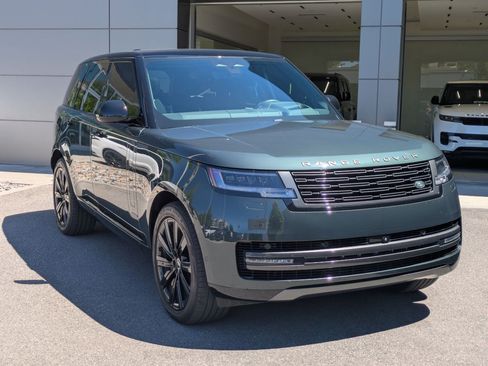 Used 2024 Land Rover Range Rover Autobiography AWD/4WD image 3