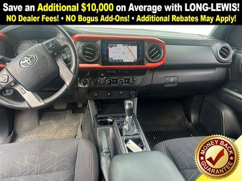 Used 2017 Toyota Tacoma TRD Off-Road image 17