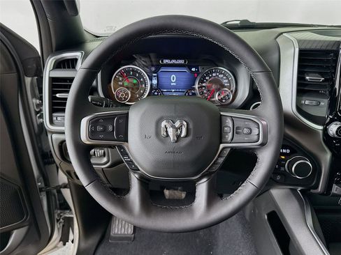 New 2026 RAM 1500 Big Horn AWD/4WD image 19