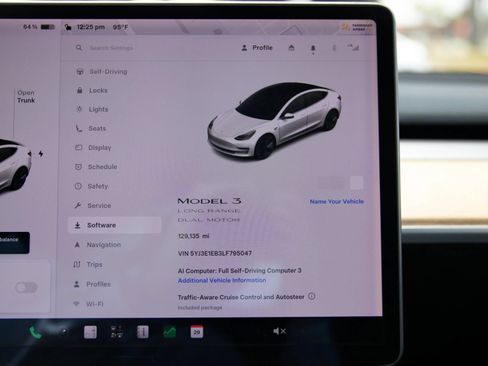 Used 2020 Tesla Model 3 Long Range AWD/4WD image 28