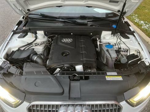 Used 2016 Audi A4 Premium Plus w/ Technology Package image 38