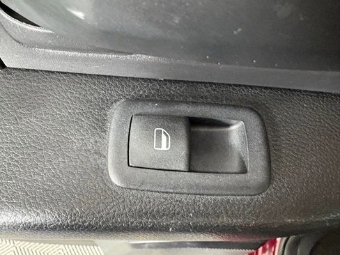 Used 2017 RAM 1500 Tradesman w/ Popular Equipment Group AWD/4WD image 40