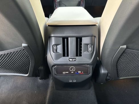 New 2026 BMW X3 xDrive30 w/ Premium Package image 17