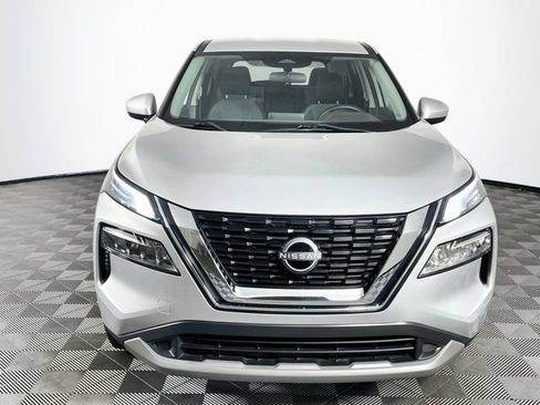 Used 2023 Nissan Rogue SV AWD/4WD image 3
