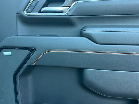 Used 2025 GMC Sierra 2500 AT4 w/ AT4 Premium Plus Package image 20