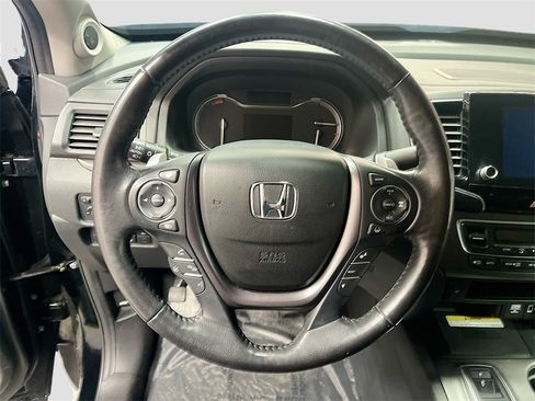 Used 2023 Honda Ridgeline RTL-E image 11