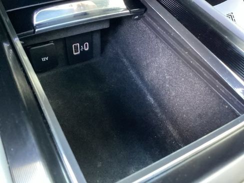 Used 2021 Lincoln Corsair AWD w/ Premium Package image 31