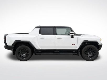 Used 2025 GMC Hummer EV 2X w/ LPO, Sport Package