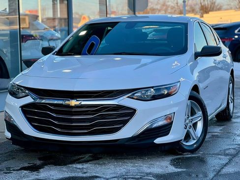 Used 2020 Chevrolet Malibu LS image 28