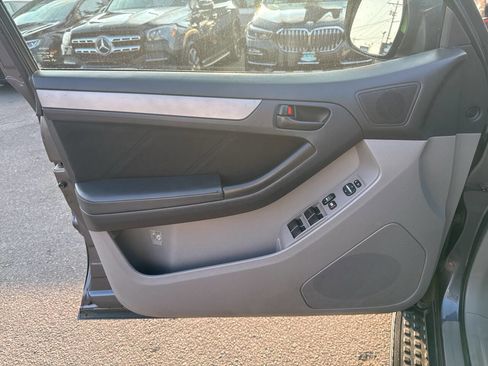 Used 2008 Toyota 4Runner SR5 image 13